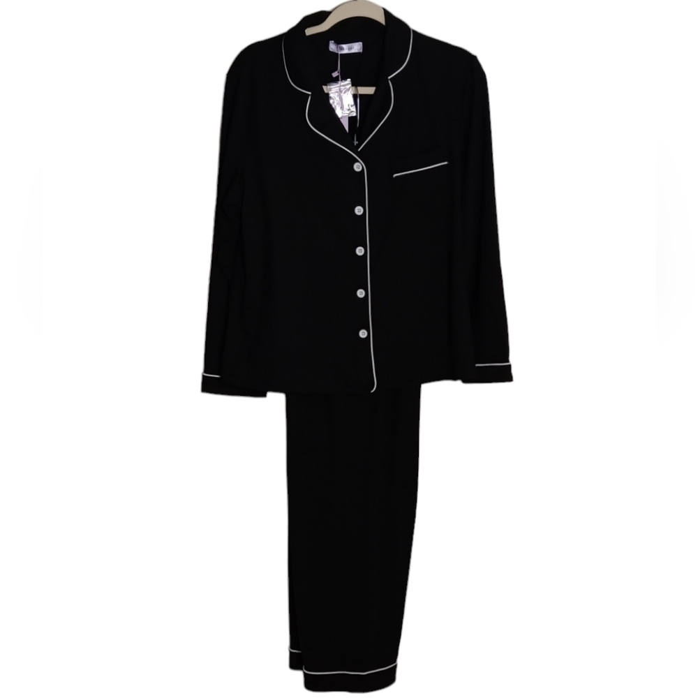 NWT  Cheibear Black With White Trim Long Sleeve  Women's Pajama Set. Siz…